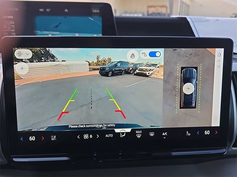 New 2025 Ford Expedition Active image 24