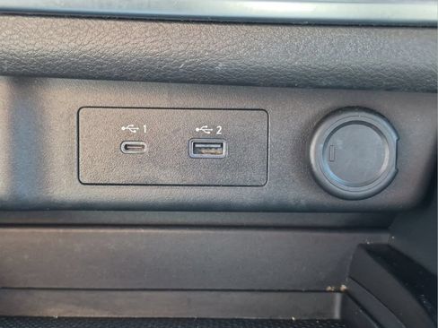 Used 2023 Nissan Rogue SV AWD/4WD image 25
