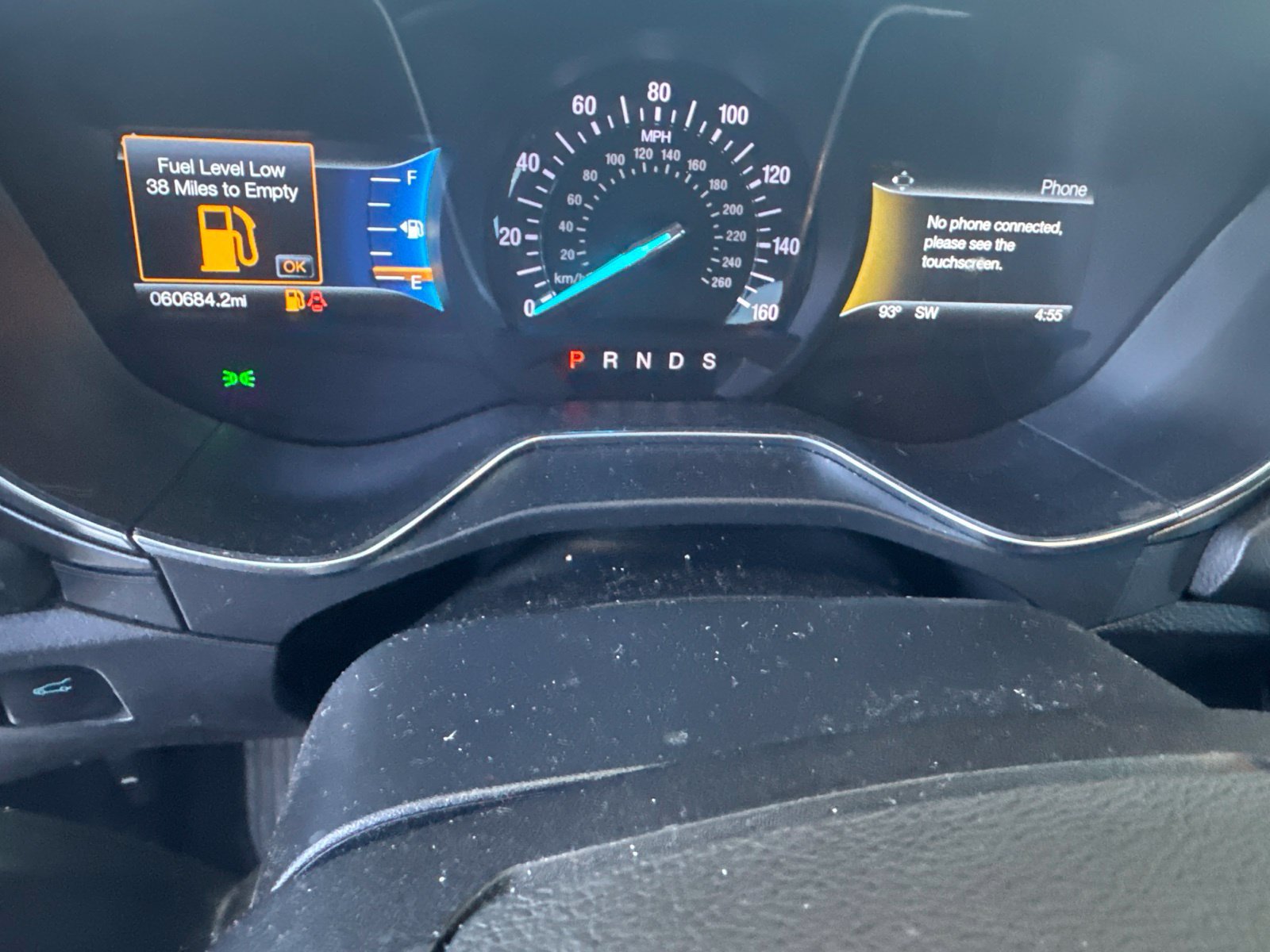 Used 2018 Ford Fusion SE w/ Fusion SE Technology Package FWD image 8