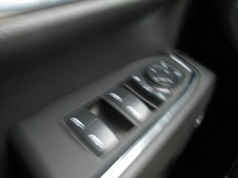 Used 2024 Chevrolet Silverado 2500 LTZ w/ LTZ Convenience Package image 30