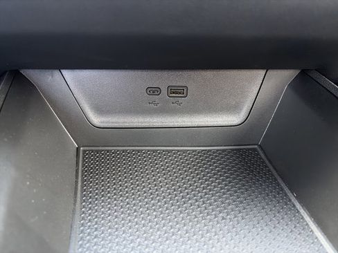 Used 2025 Chevrolet Equinox LT image 22