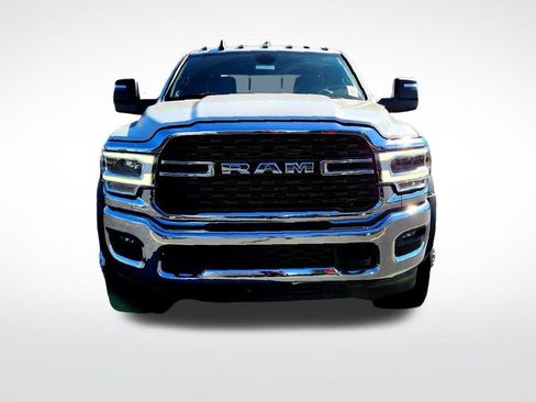 New 2024 RAM 4500 SLT w/ Quick Order Package 2YG SLT image 3