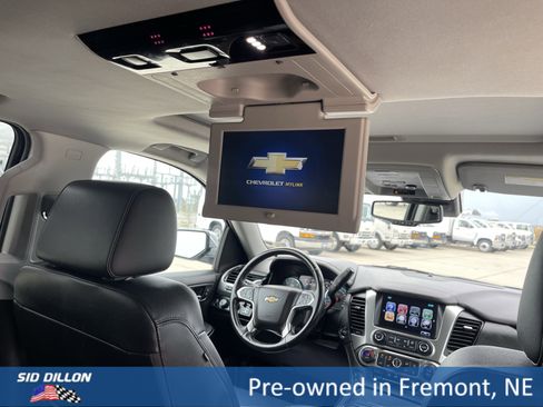 Used 2020 Chevrolet Suburban Premier image 15