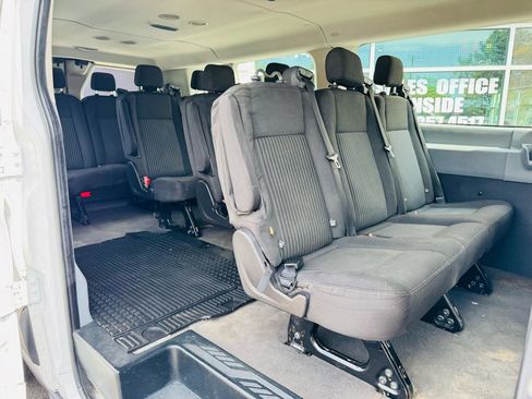 Used 2017 Ford Transit 350 XLT RWD image 16