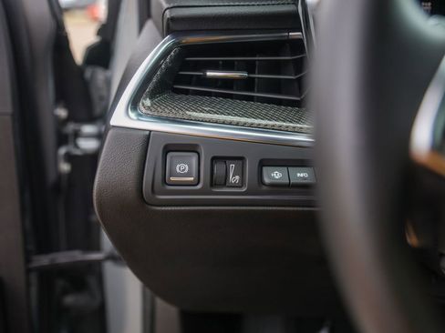 Certified 2023 Cadillac XT5 Sportv w/ Technology Package image 15