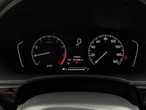 Used 2025 Honda Civic Sport image 33