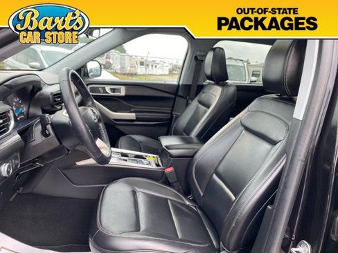 Used 2021 Ford Explorer XLT w/ Equipment Group 202A AWD/4WD image 28