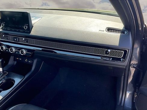 Used 2022 Honda Civic Sport image 25