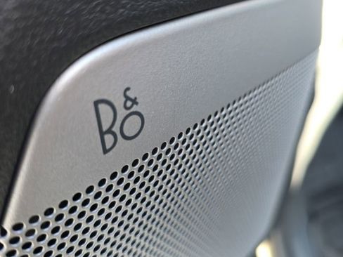 Used 2025 Ford F150 Lariat w/ Equipment Group 501A Mid image 26