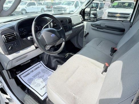Used 2007 Ford F350 XL RWD image 11