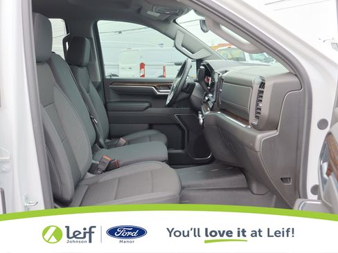 Used 2025 GMC Sierra 1500 Elevation image 38