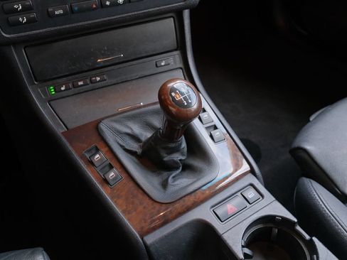 Used 2002 BMW 325Ci Coupe RWD image 24