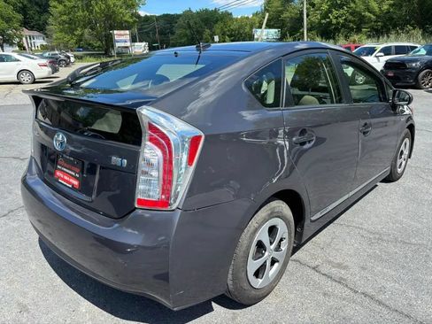 Used 2015 Toyota Prius Three w/ Solar Roof Package FWD image 8