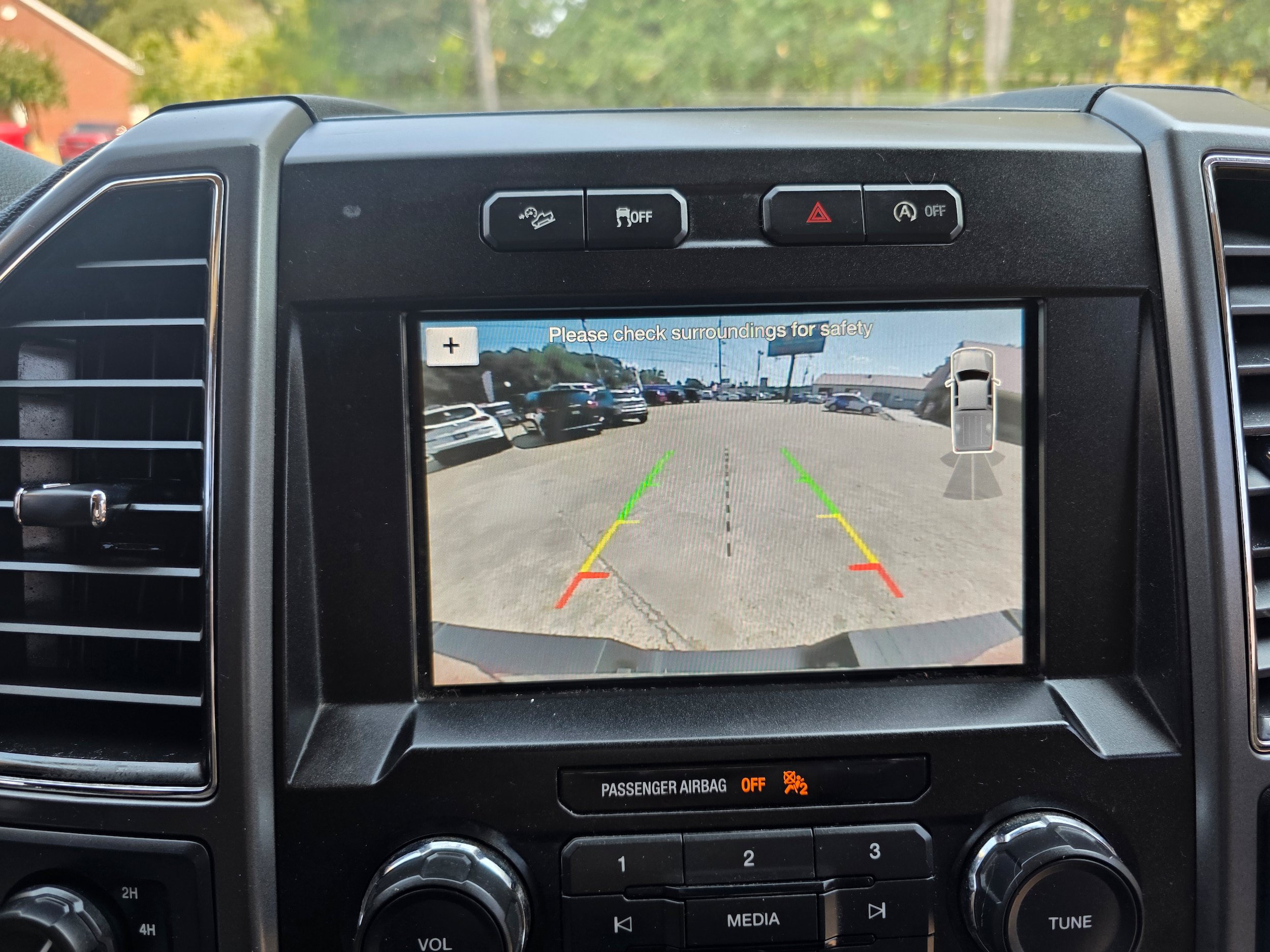 Used 2019 Ford F150 XLT w/ Equipment Group 302A Luxury AWD/4WD image 13