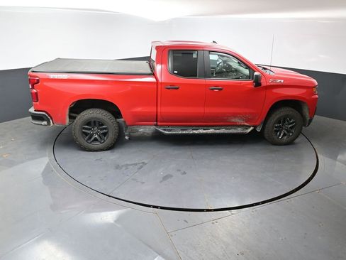 Used 2019 Chevrolet Silverado 1500 Custom Trail Boss w/ Custom Convenience Package AWD/4WD image 15