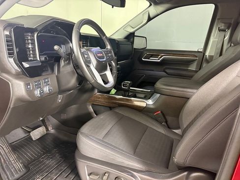 Used 2024 GMC Sierra 1500 Elevation w/ X31 Off-Road Package AWD/4WD image 23