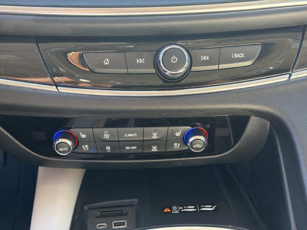 Used 2024 Buick Enclave Premium FWD image 38
