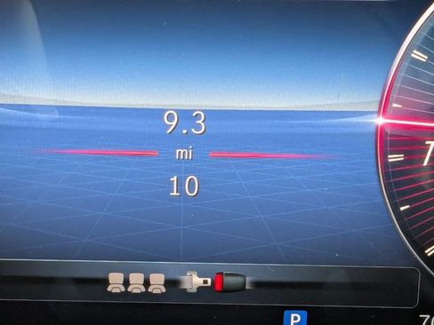 New 2025 Mercedes-Benz CLA 35 AMG 4MATIC image 10