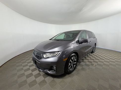 Used 2025 Honda Odyssey EX-L image 31