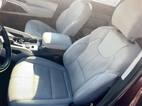 Used 2022 Kia Telluride EX w/ EX Premium Package image 19