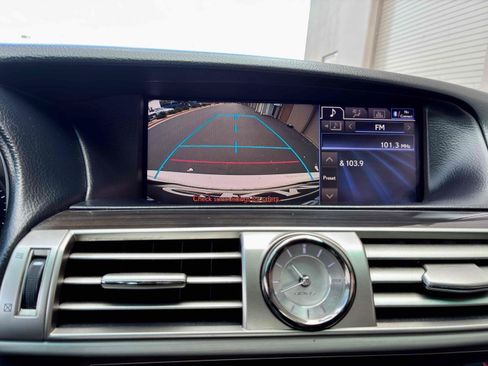 Used 2014 Lexus LS 460 AWD w/ Comfort Package image 26
