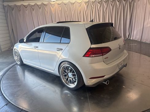 Used 2019 Volkswagen GTI S image 7