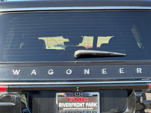 Used 2022 Jeep Wagoneer Series III image 50