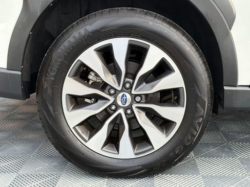 Used 2025 Subaru Outback Touring XT AWD/4WD image 22
