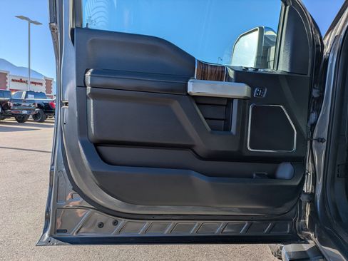 Used 2018 Ford F150 Lariat AWD/4WD image 14