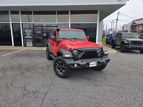 Used 2021 Jeep Wrangler Sport S image 2