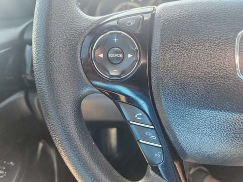 Used 2017 Honda Accord LX image 11