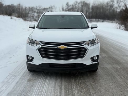 Used 2021 Chevrolet Traverse LT image 4