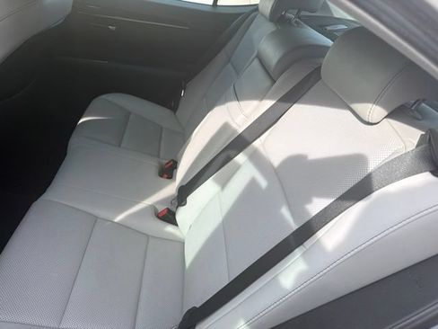 Used 2016 Lexus ES 350 w/ Navigation System Package FWD image 8