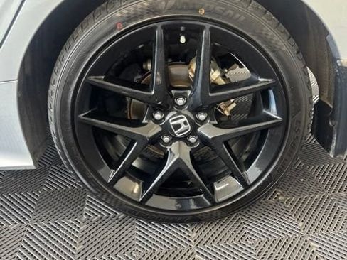 Used 2025 Honda Civic Sport image 7