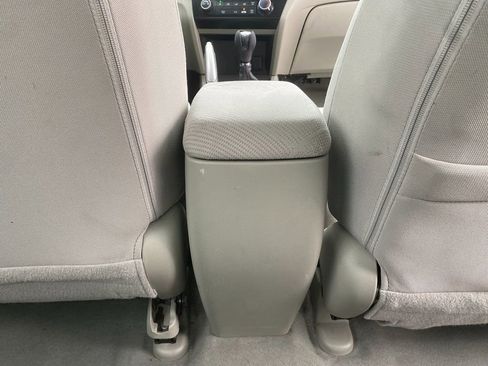 Used 2012 Honda Civic LX image 29