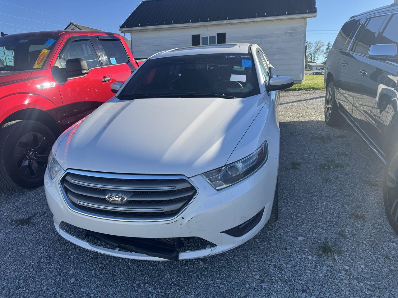 Used 2014 Ford Taurus SEL w/ Equipment Group 201A FWD image 1