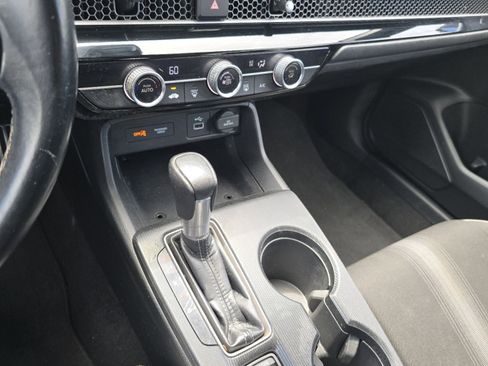 Used 2023 Honda Civic Sport image 31