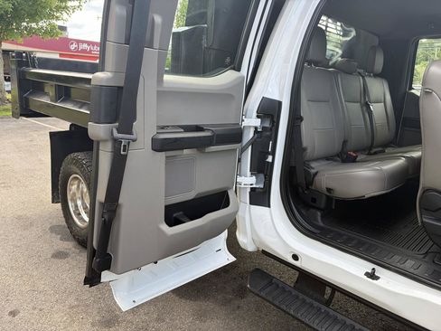 Used 2020 Ford F350 XL w/ Power Equipment Group AWD/4WD image 34