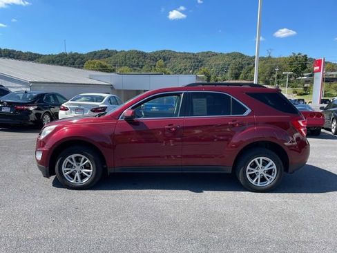 Used 2017 Chevrolet Equinox LT w/ Convenience Package image 5