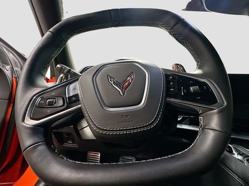 Used 2025 Chevrolet Corvette Stingray Preferred Conv w/ 2LT RWD image 12