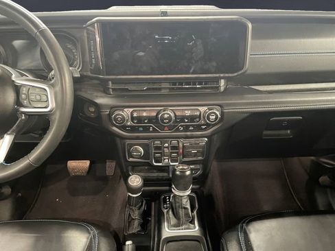 Used 2024 Jeep Wrangler High Altitude image 11