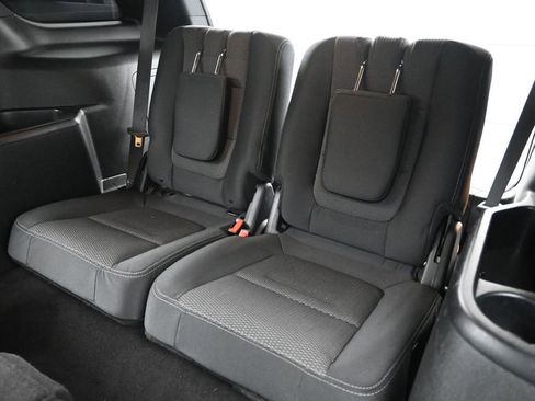 Certified 2018 Ford Explorer XLT image 20