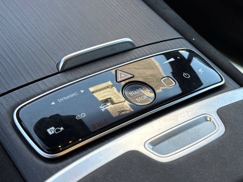 Used 2022 Mercedes-Benz EQS 580 4MATIC Sedan image 34