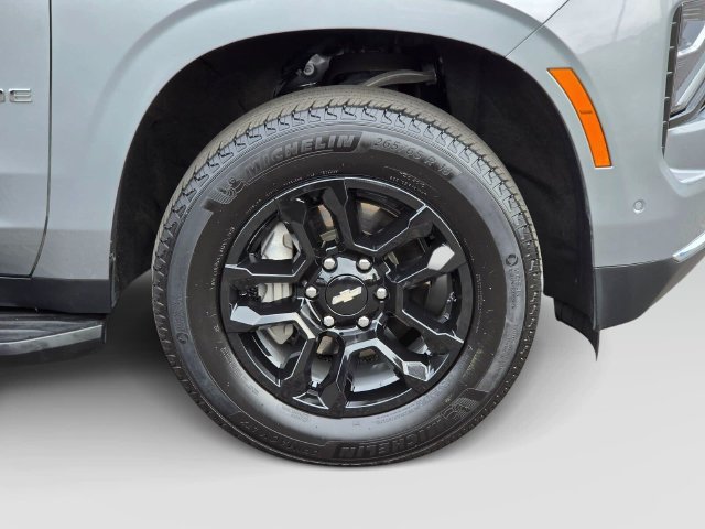 Used 2025 Chevrolet Tahoe LT AWD/4WD image 9