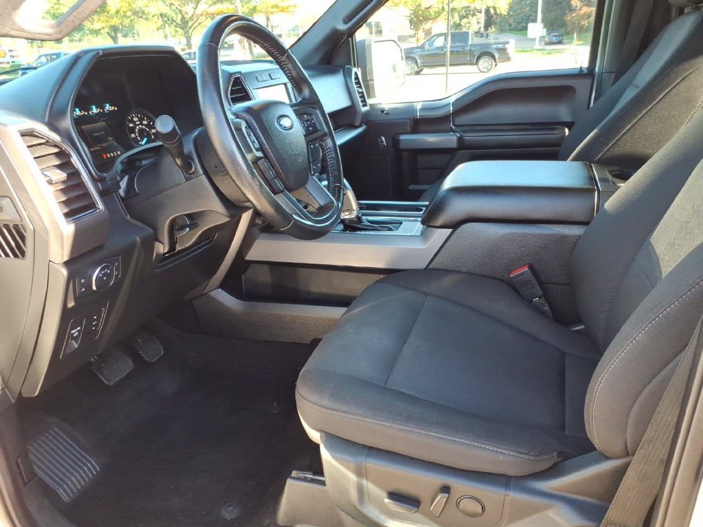 Used 2020 Ford F150 XLT w/ Equipment Group 302A Luxury AWD/4WD image 8