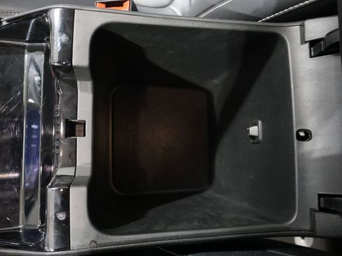 Certified 2022 Jeep Grand Cherokee L Limited image 38