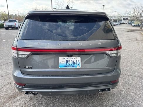 Used 2025 Lincoln Aviator Reserve w/ Equipment Group 201A image 8