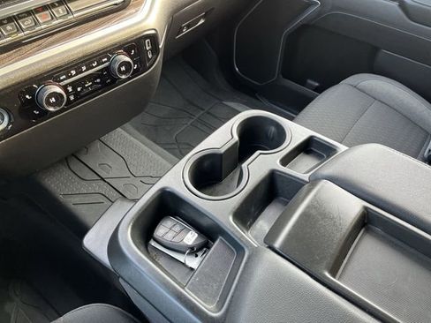 Used 2022 Chevrolet Silverado 1500 LT image 23