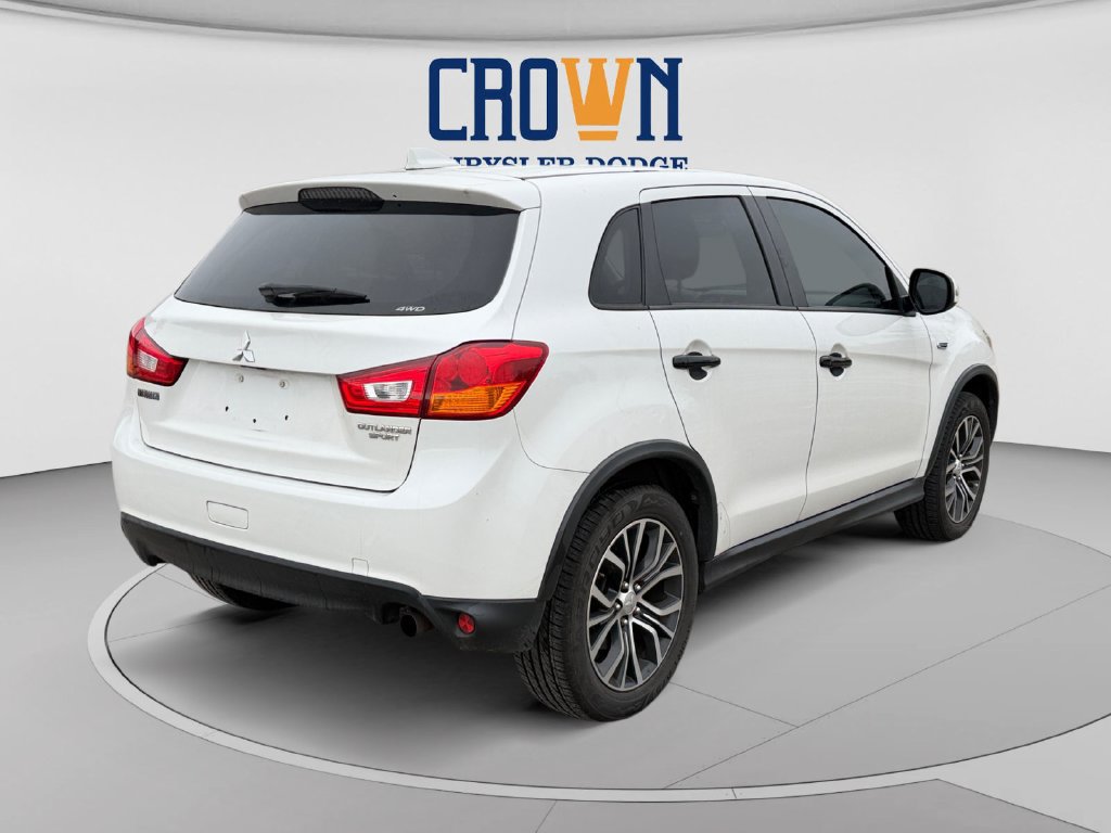 Used 2017 Mitsubishi Outlander Sport ES AWD/4WD image 3