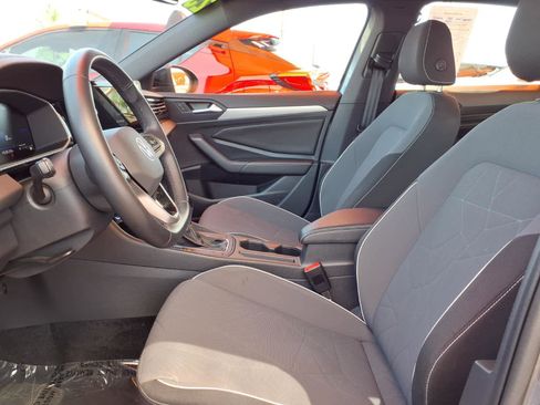Used 2025 Volkswagen Jetta Sport FWD image 18